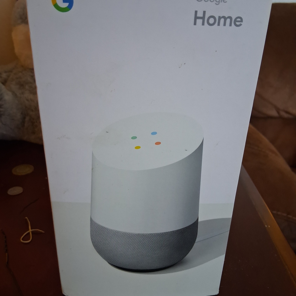 Google Home Smart Speaker